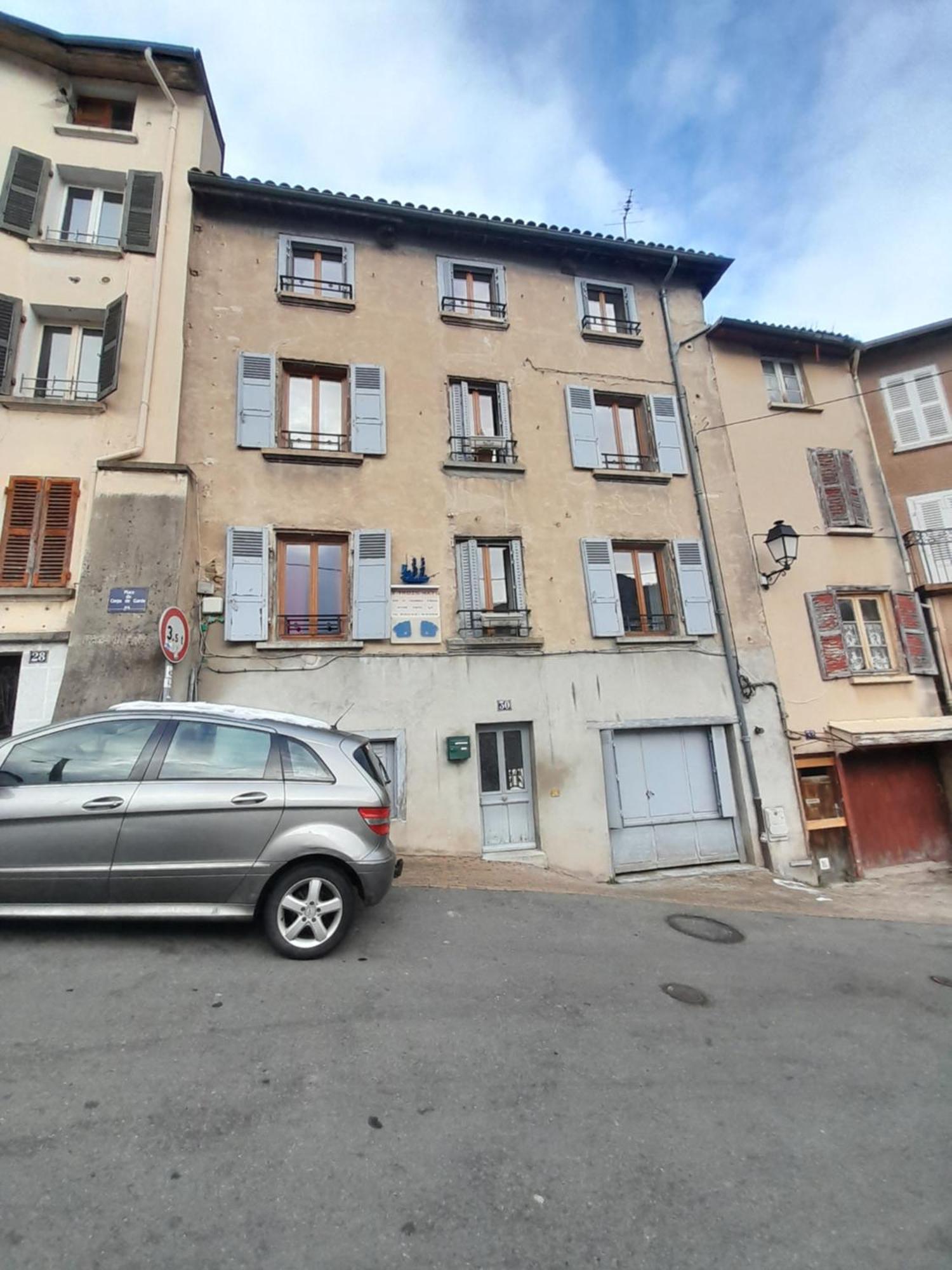 Le trois mâts Thiers Exterior foto